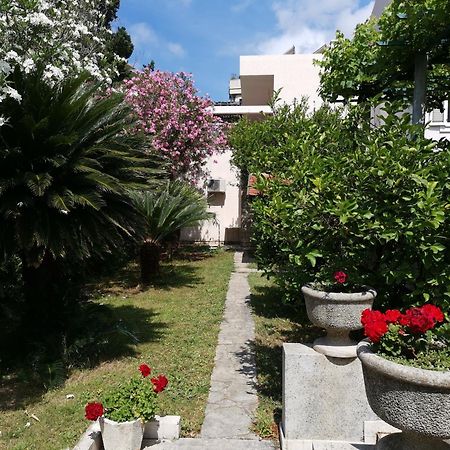 Apartments Maris Garden Petrovac Eksteriør bilde